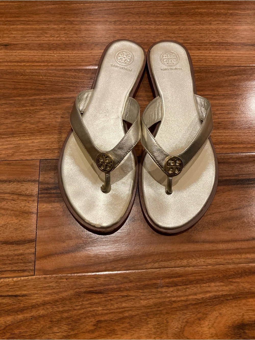 Tory BurchTory Burch Metallic Gold Leather Benton Thong Flat Sandals size 9